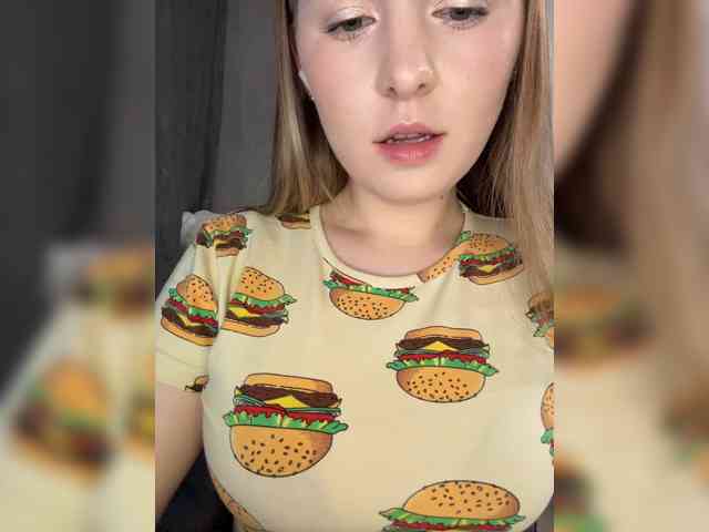 AlinaRay webcam