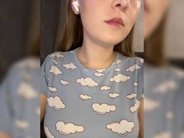 AlinaRay webcam