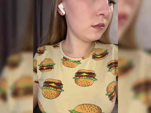 AlinaRay webcam