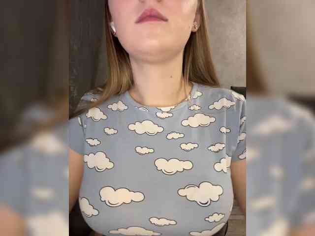 AlinaRay webcam