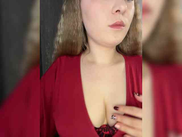 AlinaRay webcam