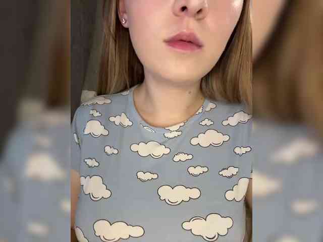AlinaRay webcam
