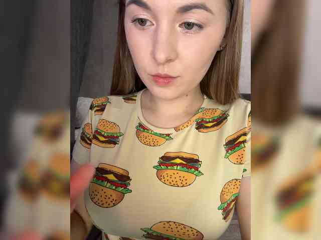 AlinaRay webcam