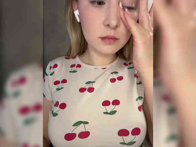 AlinaRay webcam