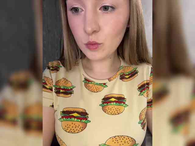 AlinaRay webcam