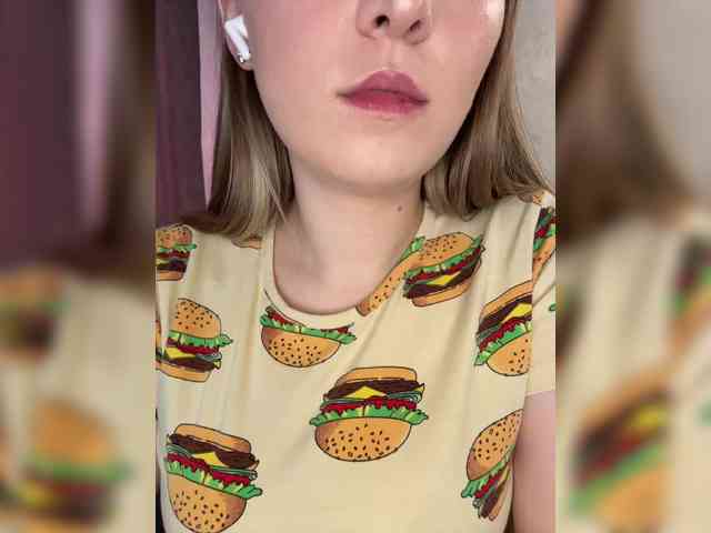 AlinaRay webcam