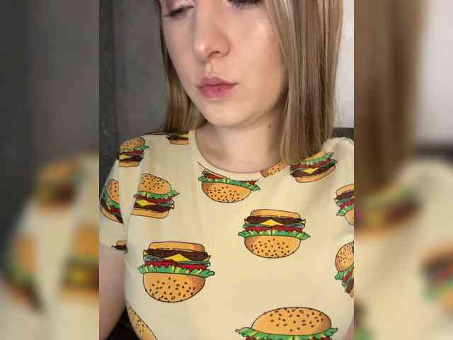 AlinaRay webcam