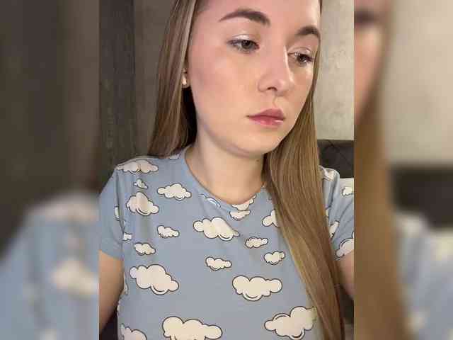 AlinaRay webcam