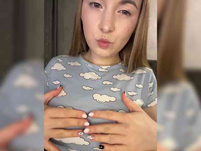 -Dirty-Bitch Sex Cam Show
