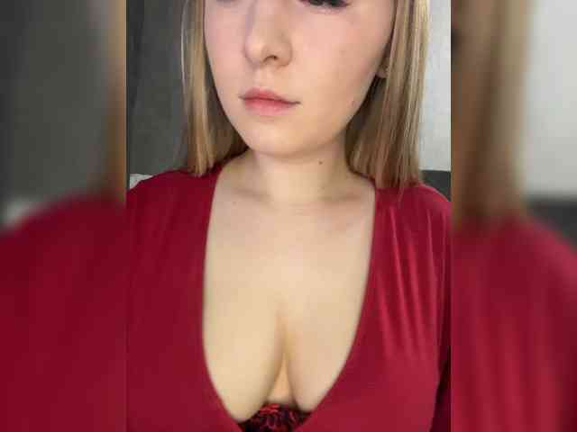 Modèle: AlinaRay