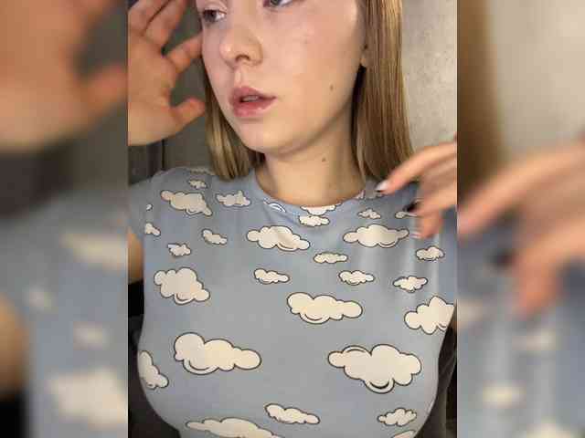-Dirty-Bitch Sex Cam Show