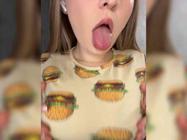 AlinaRay webcam