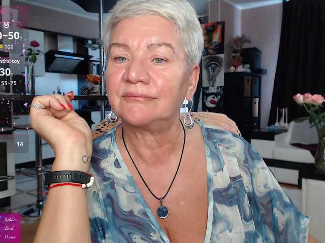 roxana-brooks live cam on BongaCams