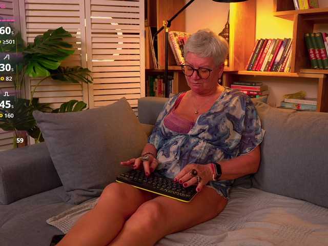 roxana-brooks live cam preview
