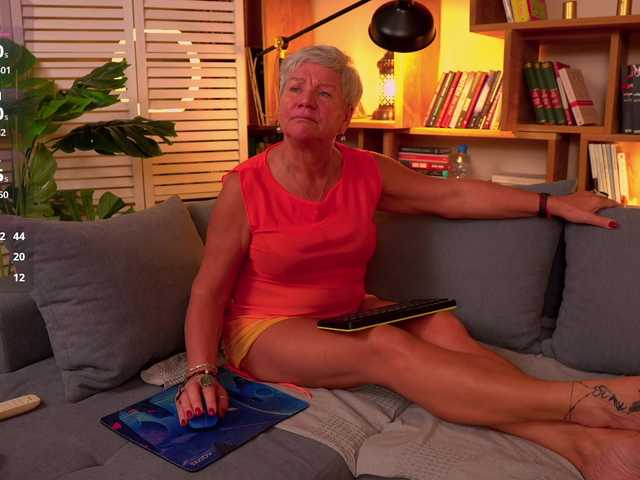roxana-brooks live cam preview