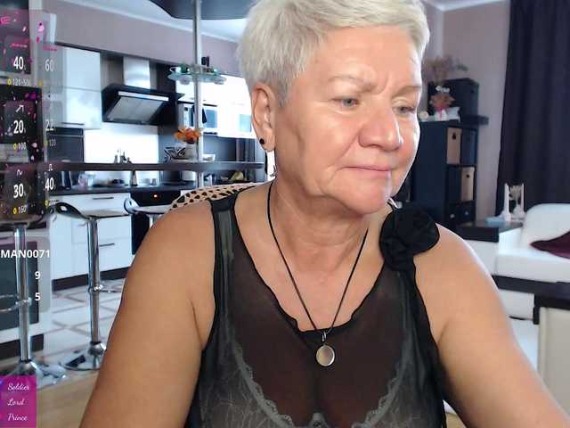 roxana-brooks live cam on BongaCams