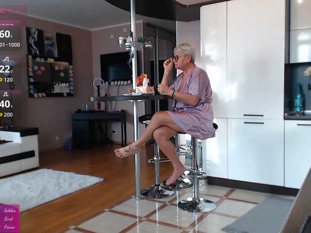 roxana-brooks live cam preview
