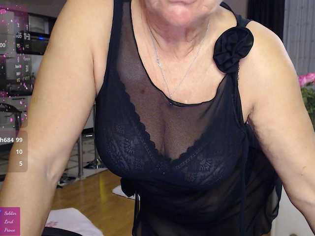 roxana-brooks live cam on BongaCams
