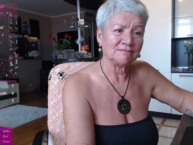 roxana-brooks live cam on BongaCams