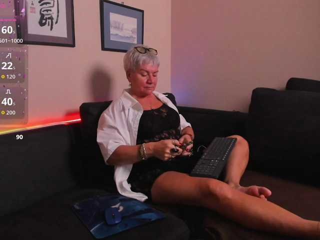 roxana-brooks live cam on BongaCams