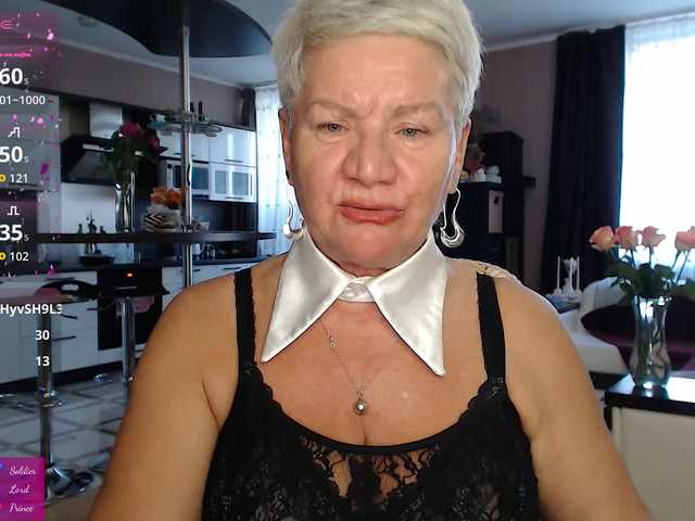 roxana-brooks live cam on BongaCams