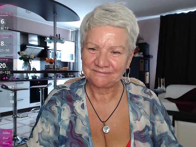 видео roxana-brooks