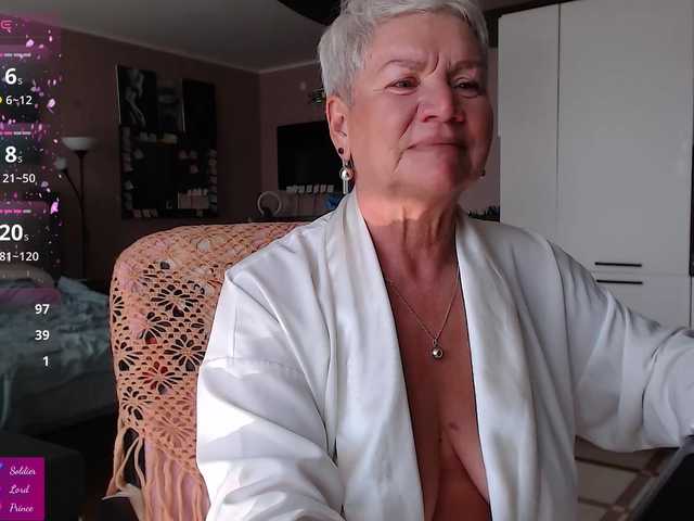 roxana-brooks live cam on BongaCams