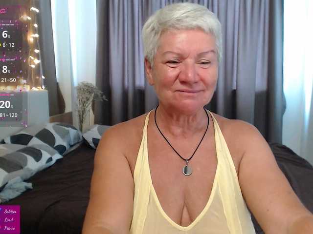 видео roxana-brooks