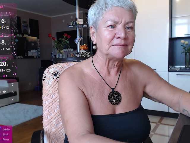 roxana-brooks live cam on BongaCams