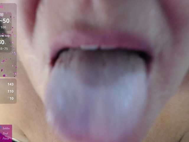 roxana-brooks's BongaCams show and profile