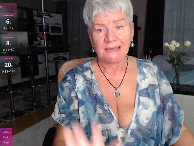 roxana-brooks, en directo ahora en BongaCams