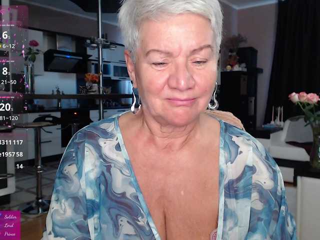 roxana-brooks live cam on BongaCams