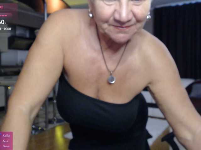 roxana-brooks live cam on BongaCams