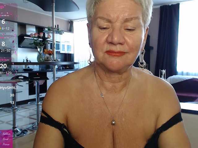 roxana-brooks live cam