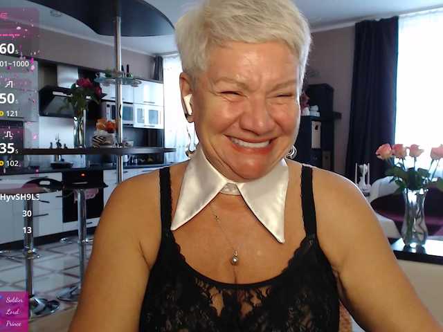 roxana-brooks live cam