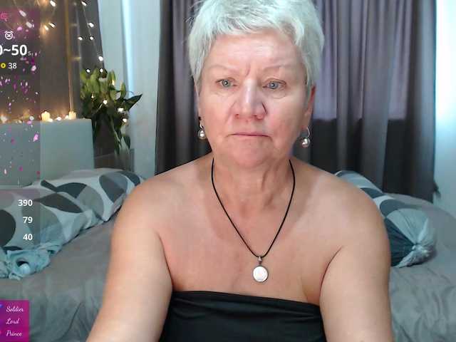 roxana-brooks's BongaCams show and profile