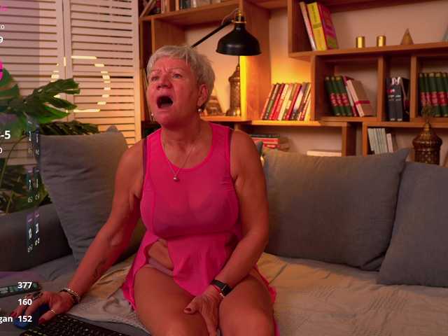 roxana-brooks live cam preview