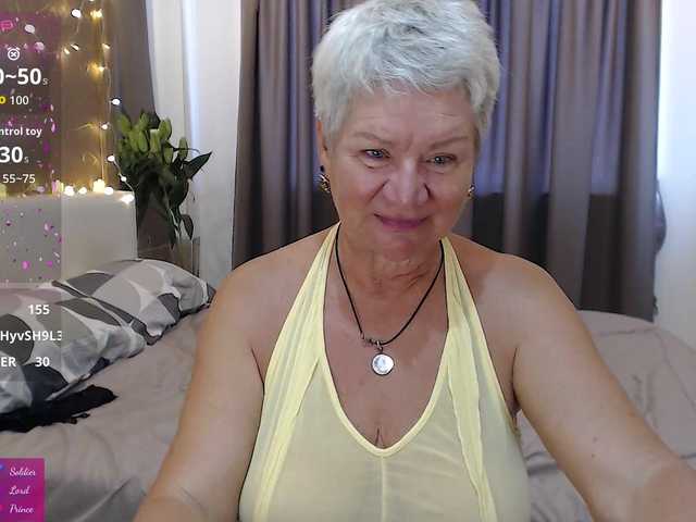 roxana-brooks's BongaCams show and profile