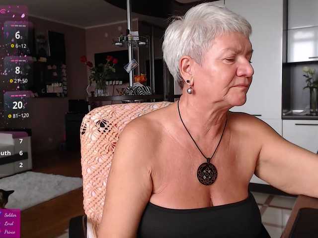 roxana-brooks live cam on BongaCams