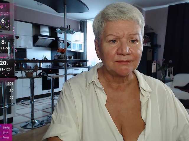 roxana-brooks live cam on BongaCams
