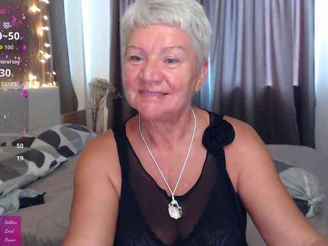 roxana-brooks Live Webcam on BongaCams