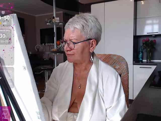 roxana-brooks Live Webcam on BongaCams