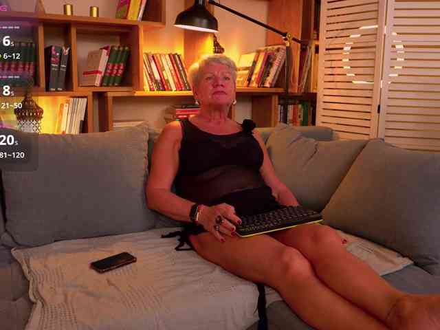 roxana-brooks webcam