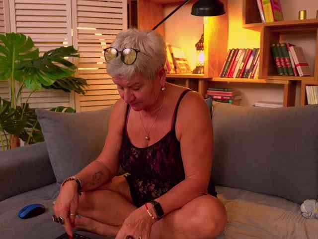 roxana-brooks webcam