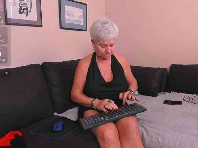 roxana-brooks webcam