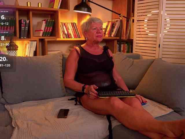 roxana-brooks webcam