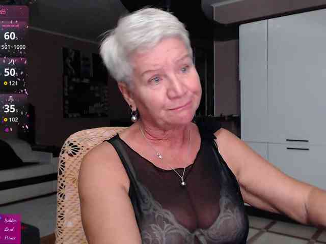 roxana-brooks roxana-brooks
