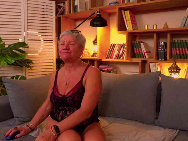 roxana-brooks webcam