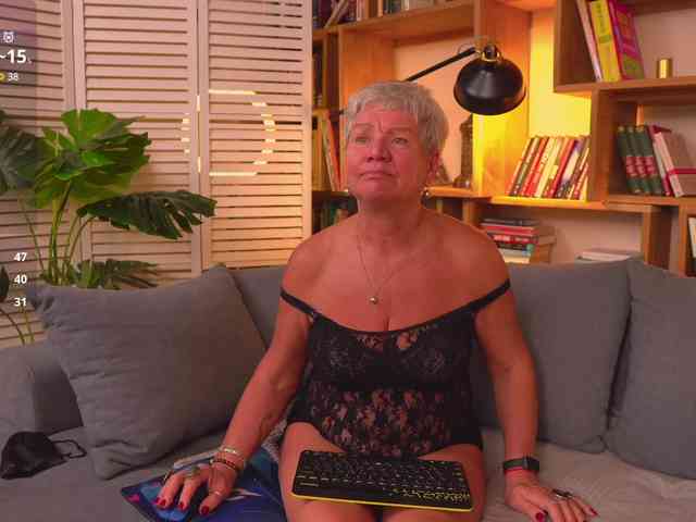 roxana-brooks webcam