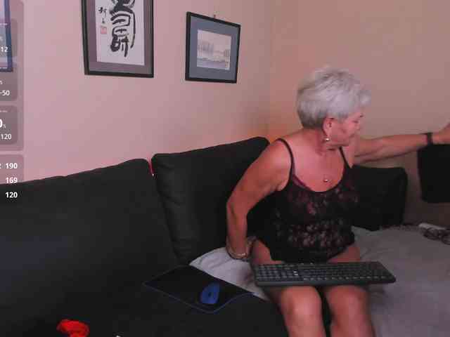 roxana-brooks webcam